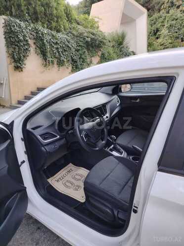 Hyundai Accent 2018, 121,000 km - 1.6 l - Bakı