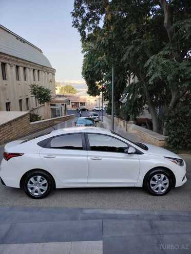 Hyundai Accent 2018, 121,000 km - 1.6 l - Bakı