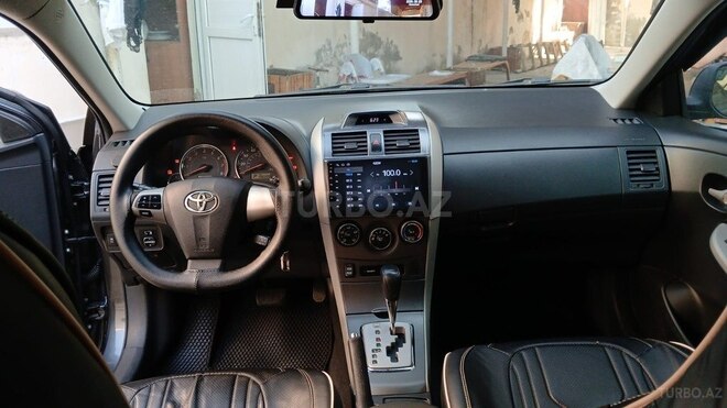 Toyota Corolla 2012, 199,000 km - 1.8 l - Bakı