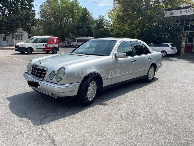 Mercedes E 230 1996, 331,000 km - 2.3 л - Bakı