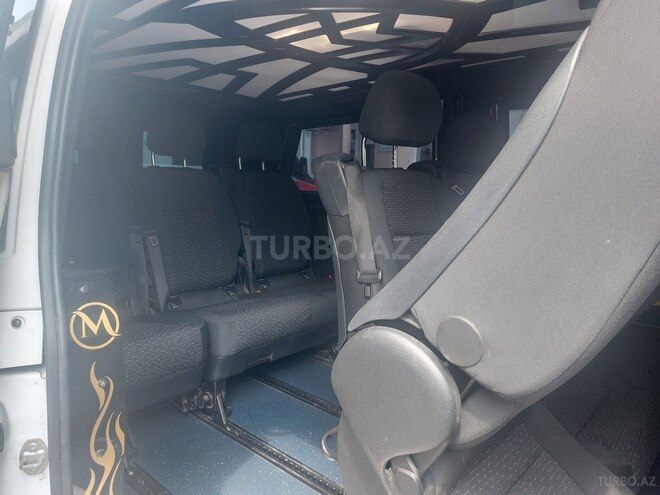 Mercedes  2010, 190,000 km - 2.1 l - Salyan