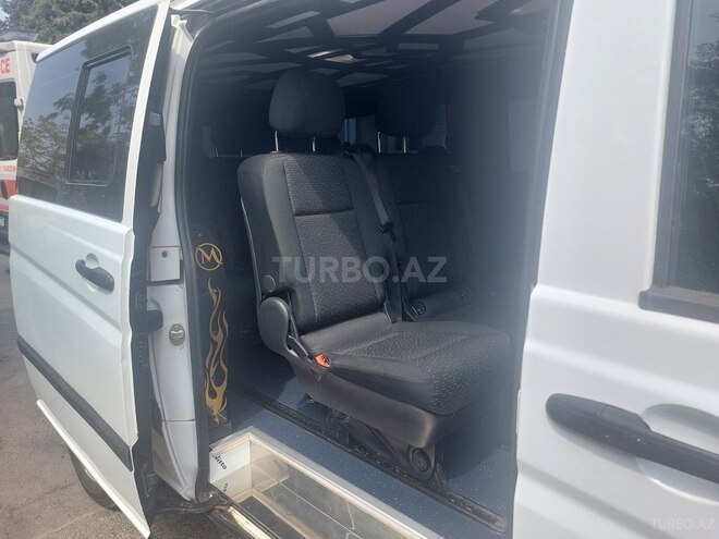 Mercedes  2010, 190,000 km - 2.1 l - Salyan
