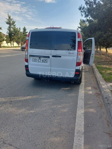 Mercedes  2010, 190,000 km - 2.1 l - Salyan