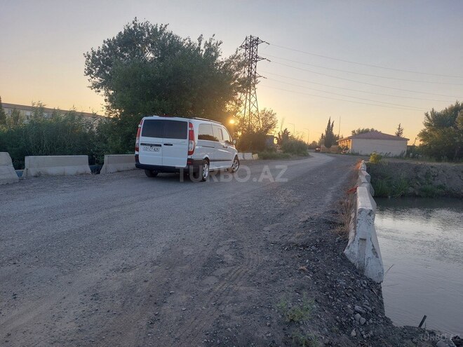 Mercedes  2010, 190,000 km - 2.1 l - Salyan