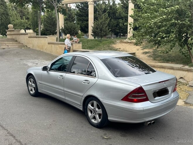 Mercedes C 240 2001, 255,666 km - 2.6 l - Bakı