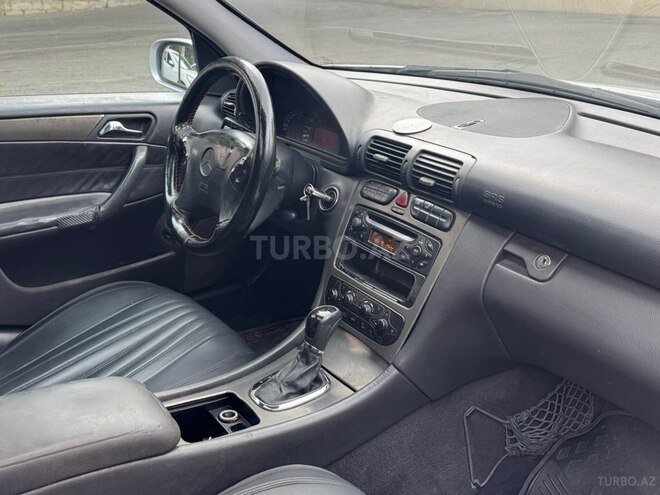 Mercedes C 240 2001, 255,666 km - 2.6 l - Bakı