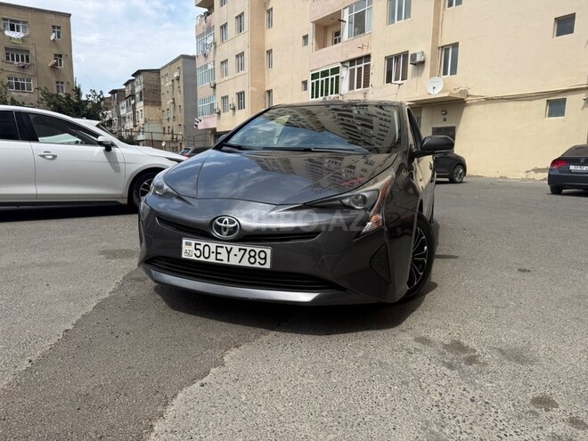 Toyota Prius 2016, 190,000 km - 1.8 л - Sumqayıt