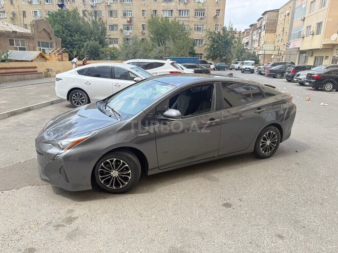 Toyota Prius 2016, 190,000 km - 1.8 л - Sumqayıt