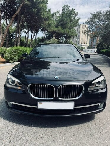 BMW 740 2009, 248,000 km - 3.0 л - Bakı