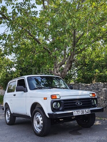 LADA (VAZ) Niva 2006, 680,000 km - 1.7 l - Qax