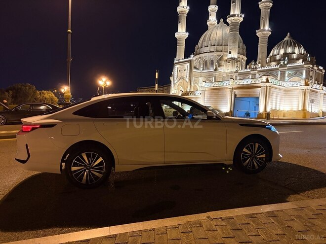 Changan Qiyuan A05 2024, 61,000 km - 1.5 l - Bakı