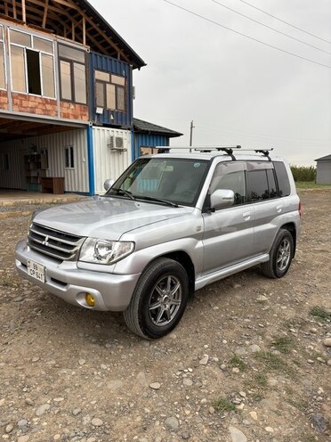 Mitsubishi Pajero io 2004, 210,000 km - 1.8 л - Bakı