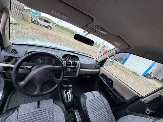 Mitsubishi Pajero io 2004, 210,000 km - 1.8 л - Bakı