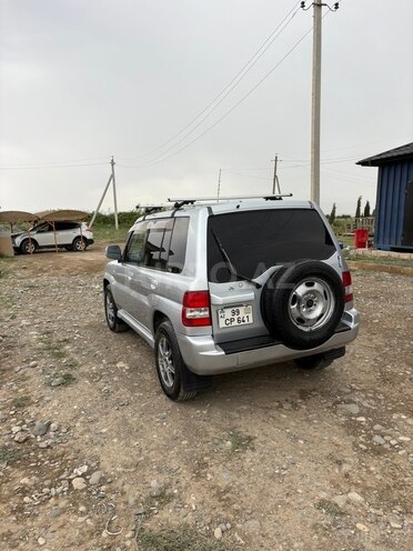 Mitsubishi Pajero io 2004, 210,000 km - 1.8 л - Bakı