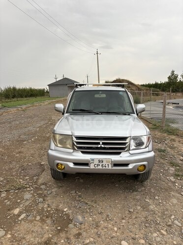 Mitsubishi Pajero io 2004, 210,000 km - 1.8 л - Bakı