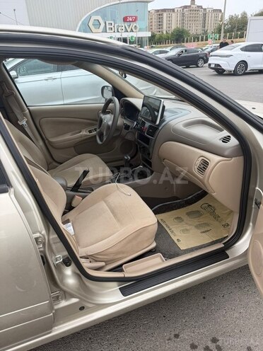 Nissan Sunny 2006, 296,000 km - 1.3 l - Bakı