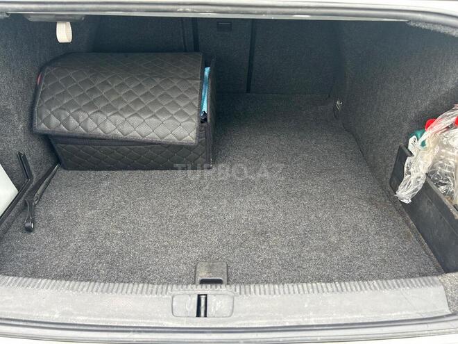 Volkswagen Passat 2006, 301,500 km - 2.0 l - Bakı