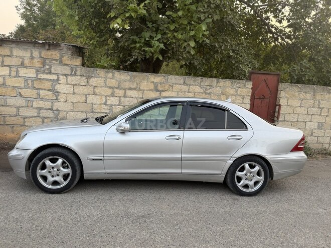 Mercedes C 200 2001, 335,655 km - 2.0 l - Ağdam