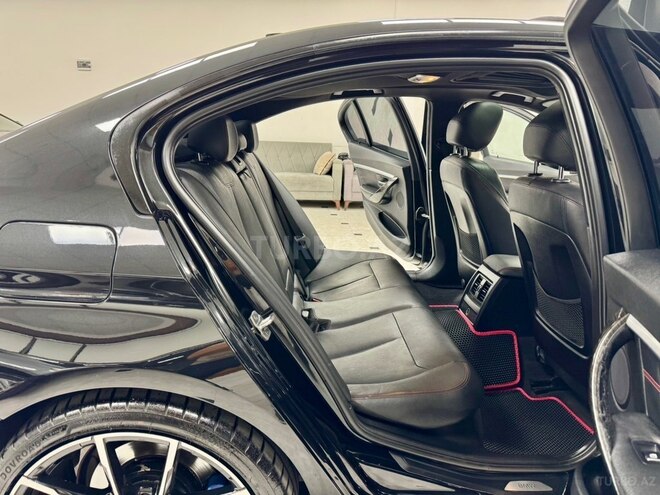 BMW 330 2016, 214,000 km - 2.0 л - Bakı