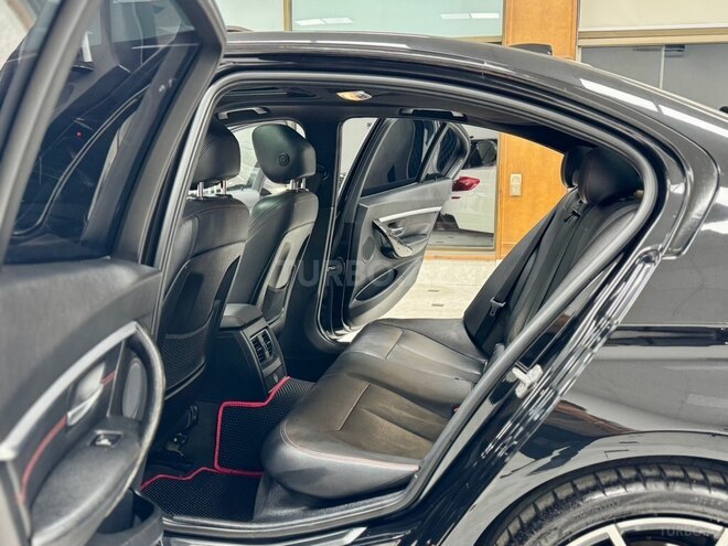 BMW 330 2016, 214,000 km - 2.0 л - Bakı