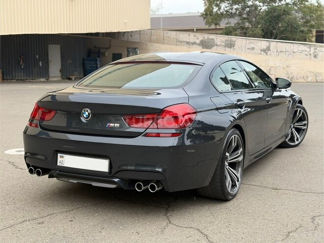 BMW M6 2014, 118,000 km - 4.4 л - Bakı