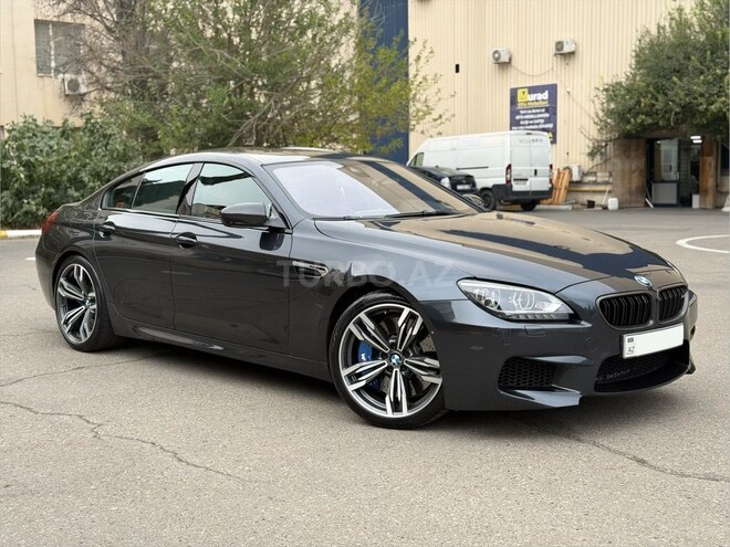 BMW M6 2014, 118,000 km - 4.4 л - Bakı