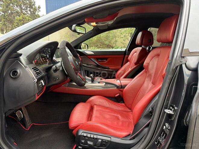 BMW M6 2014, 118,000 km - 4.4 л - Bakı