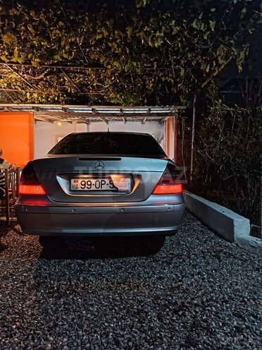 Mercedes E 270 2004, 284,000 km - 2.7 л - Bakı