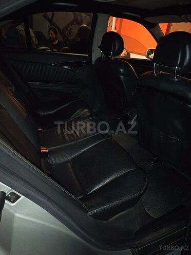 Mercedes E 270 2004, 284,000 km - 2.7 л - Bakı