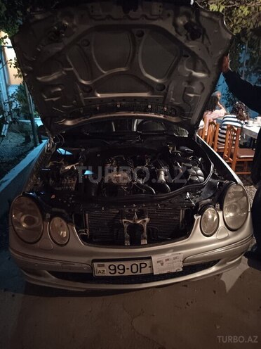 Mercedes E 270 2004, 284,000 km - 2.7 л - Bakı