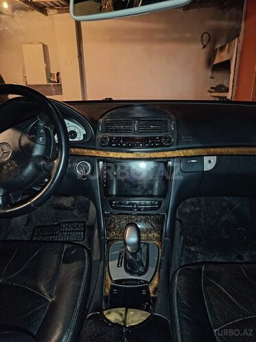 Mercedes E 270 2004, 284,000 km - 2.7 л - Bakı