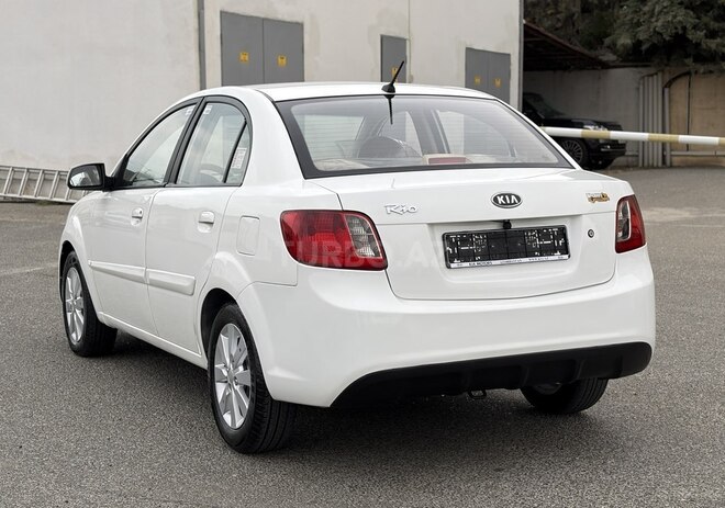 Kia Rio 2011, 213,000 km - 1.4 l - Bakı