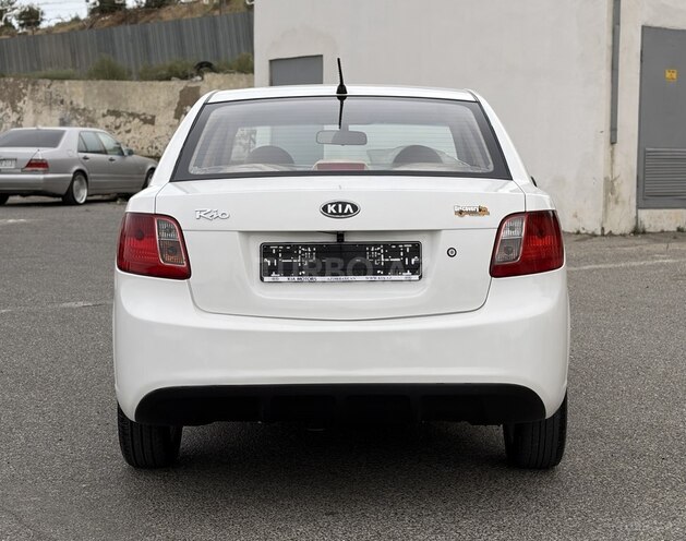 Kia Rio 2011, 213,000 km - 1.4 l - Bakı