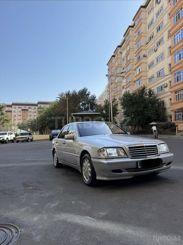 Mercedes C 220 1999, 418,000 km - 2.2 л - Bakı