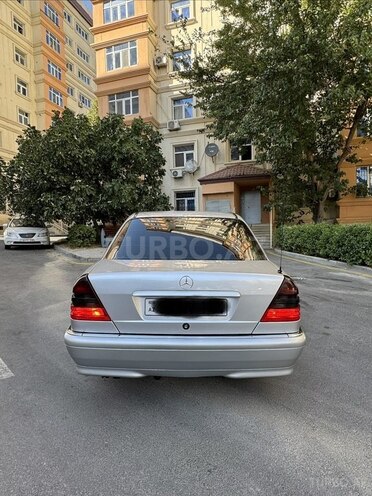 Mercedes C 220 1999, 418,000 km - 2.2 л - Bakı