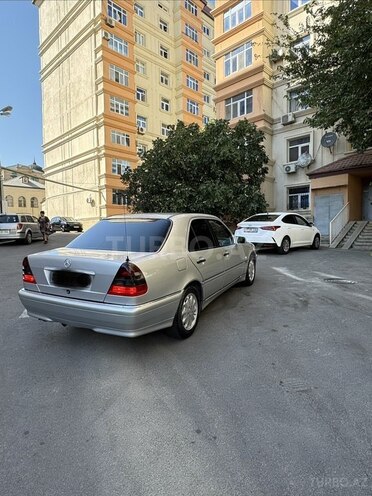 Mercedes C 220 1999, 418,000 km - 2.2 л - Bakı