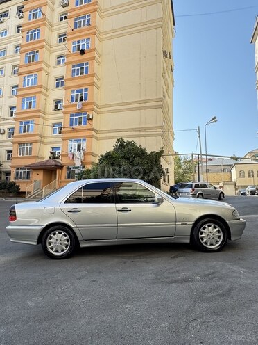 Mercedes C 220 1999, 418,000 km - 2.2 л - Bakı