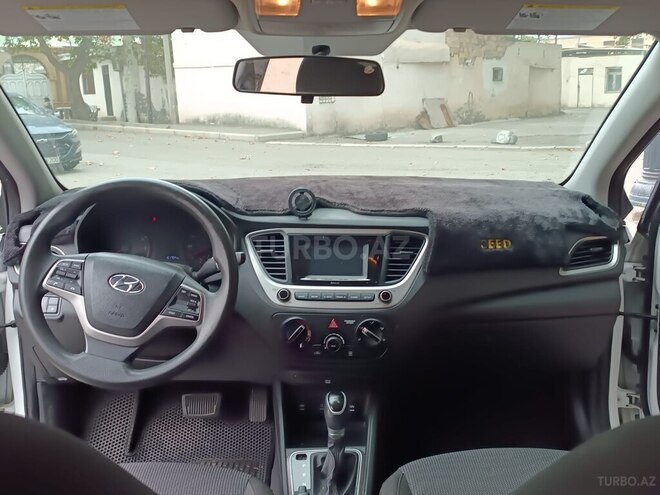Hyundai Accent 2021, 209,215 km - 1.6 l - Gəncə
