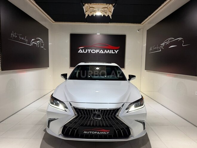 Lexus ES 300h 2024, 8,900 km - 2.5 l - Bakı