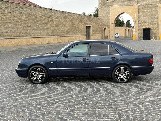 Mercedes E 230 1996, 296,000 km - 2.3 l - Bakı