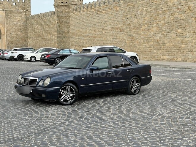Mercedes E 230 1996, 296,000 km - 2.3 l - Bakı