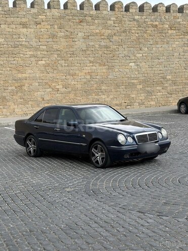 Mercedes E 230 1996, 296,000 km - 2.3 l - Bakı