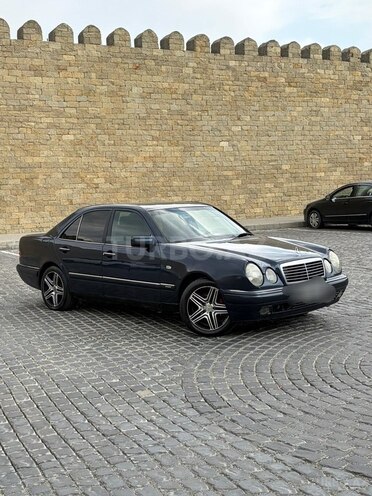 Mercedes E 230 1996, 296,000 km - 2.3 l - Bakı