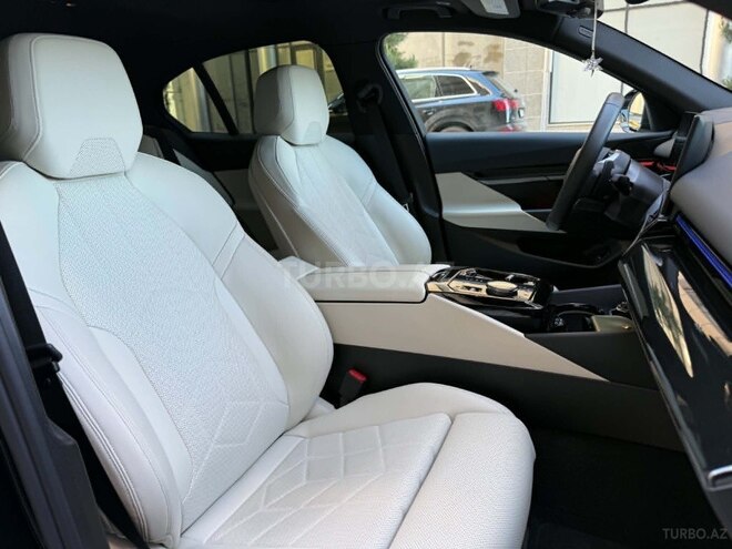 BMW 530 2024, 15,600 km - 2.0 l - Bakı