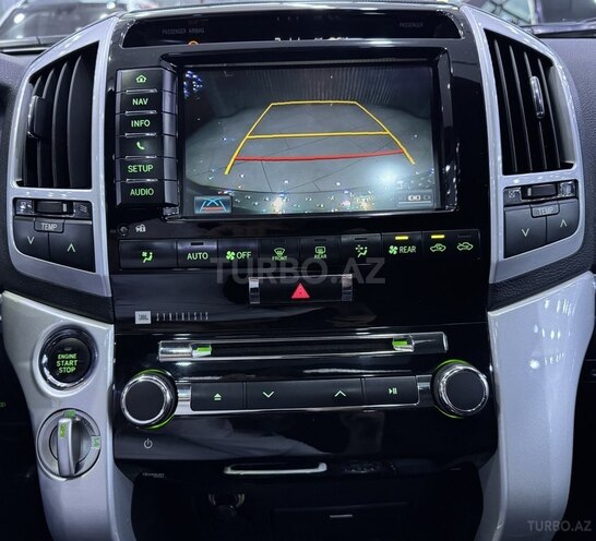 Toyota Land Cruiser 2012, 88,900 km - 4.6 l - Bakı