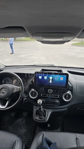 Mercedes  2017, 185,000 km - 2.1 л - Bakı