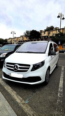 Mercedes  2017, 185,000 km - 2.1 л - Bakı