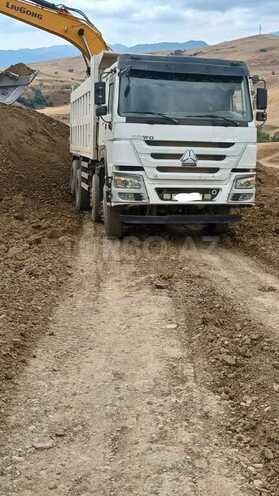 HOWO 371 2013, 350,000 km - 9.0 l - Yardımlı