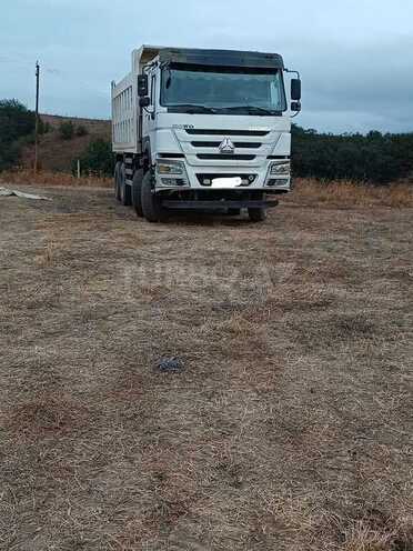 HOWO 371 2013, 350,000 km - 9.0 l - Yardımlı