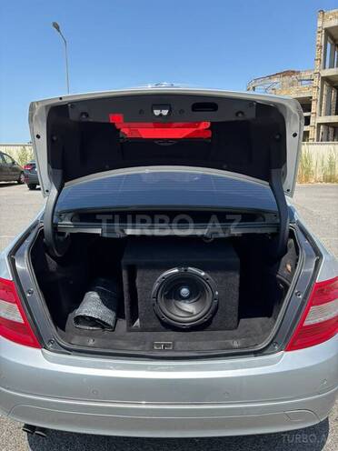 Mercedes C 200 2009, 348,000 km - 2.2 l - Bakı